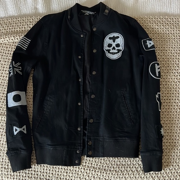 KILLSTAR JACKET WITH PATCHES - Picture 2 of 5
